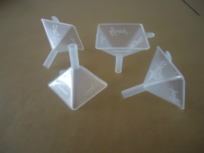 【PP透明塑料漏斗丨方形漏斗丨迷你漏斗 廠家生產 漏斗塑料】價格,廠家,圖片,瓶、斗類,桐鄉市洲泉天成塑料制品廠-